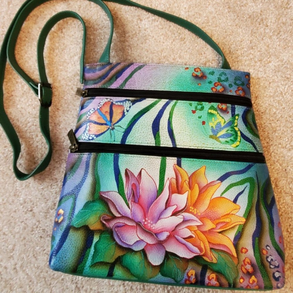 Anushka Medium Crossbody with Double Zip Pockets